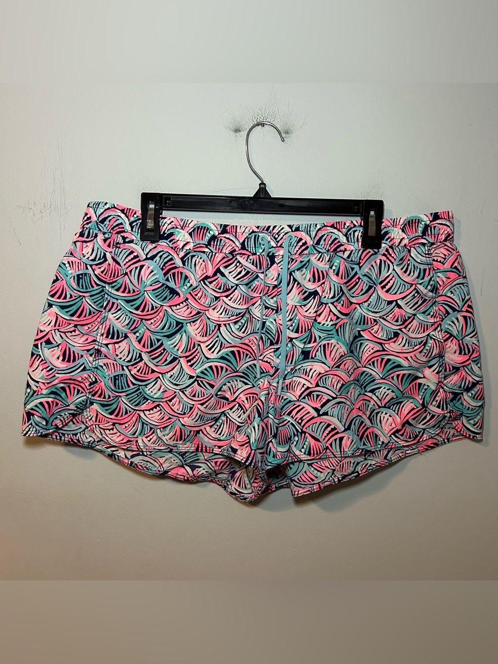 Lilly Pulitzer Run Around Nylon Beach Shorts Size XL